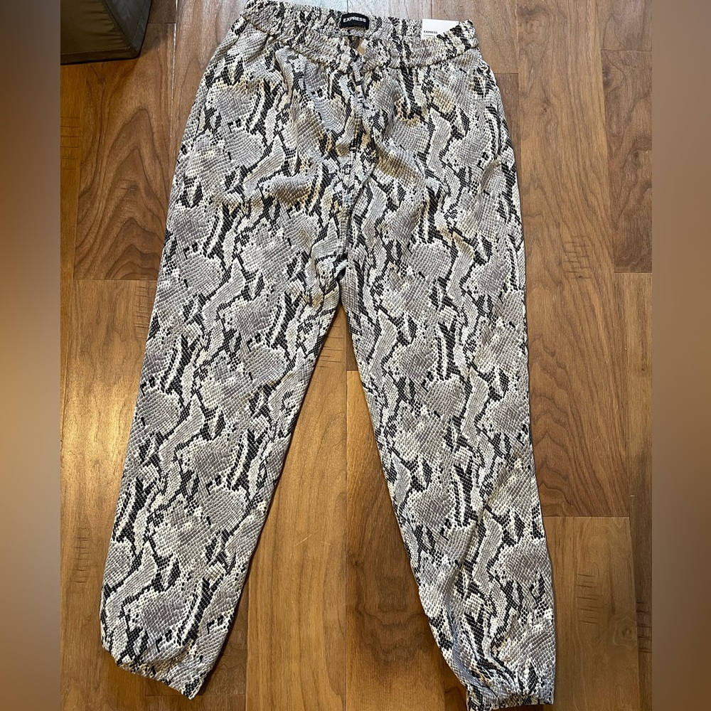Snakeprint joggers